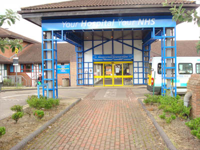 Picture of the Verulam Wing upper entrance, looking from the front