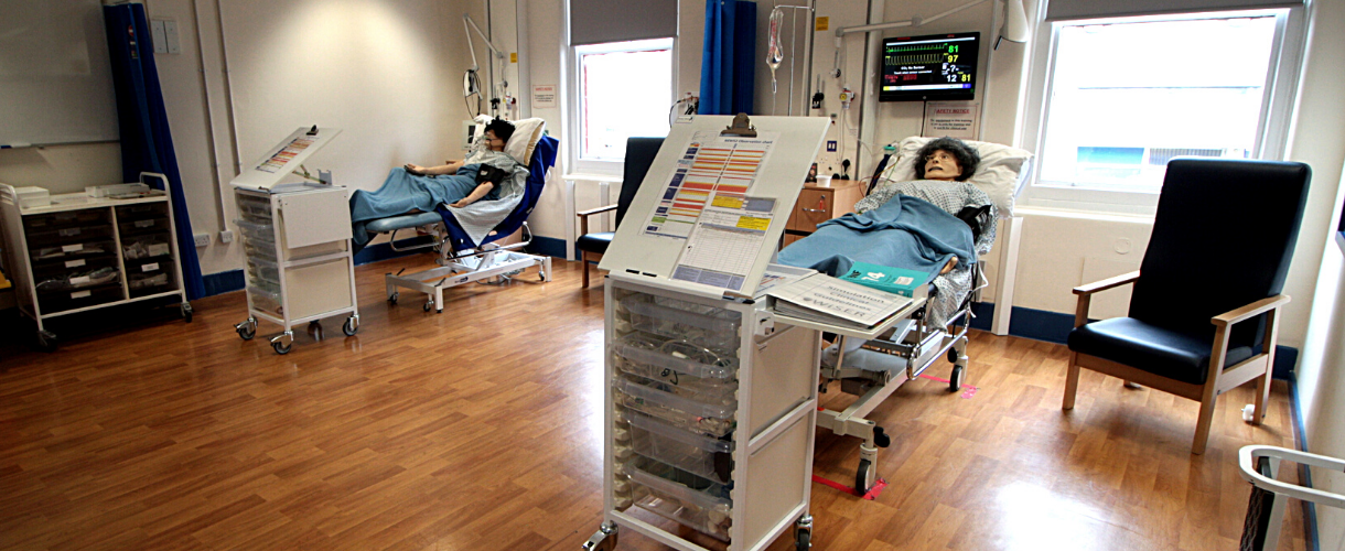picture shows the simulation suite at watford which has two bays with simulated patients